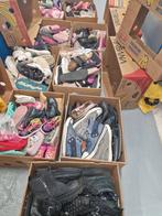 Schoenen veel, Ophalen