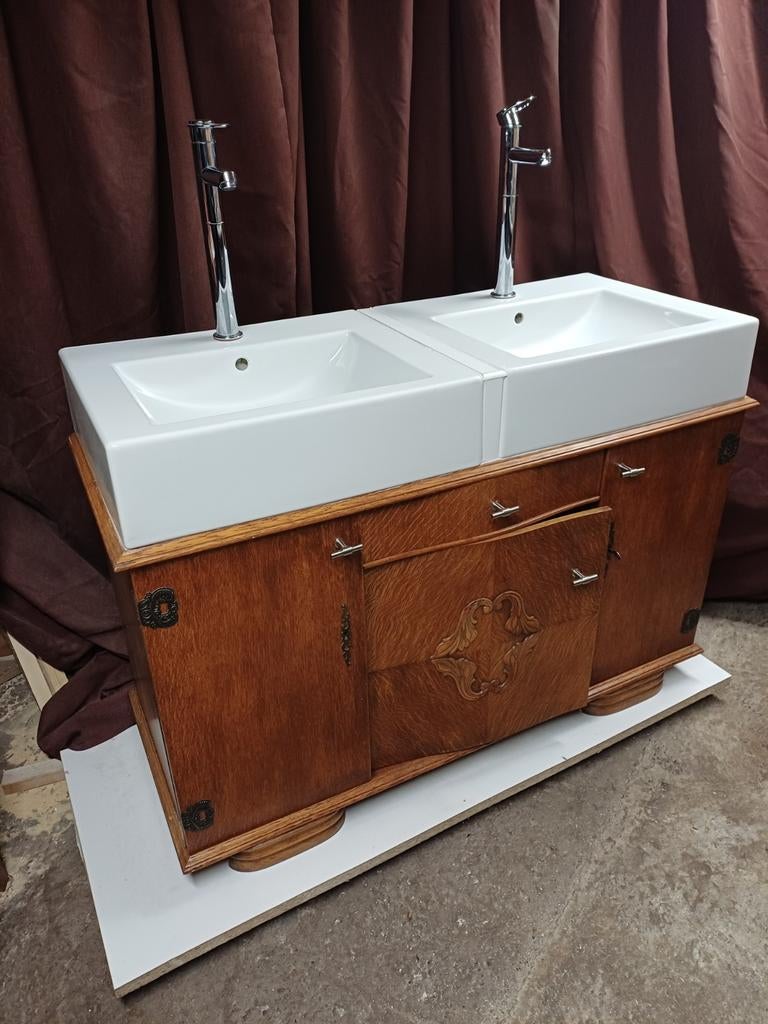 Gaaf badkamermeubel van oud dressoir, Huis en Inrichting, Badkamer | Badkamermeubels, Wastafelkast, Minder dan 100 cm, 25 tot 50 cm