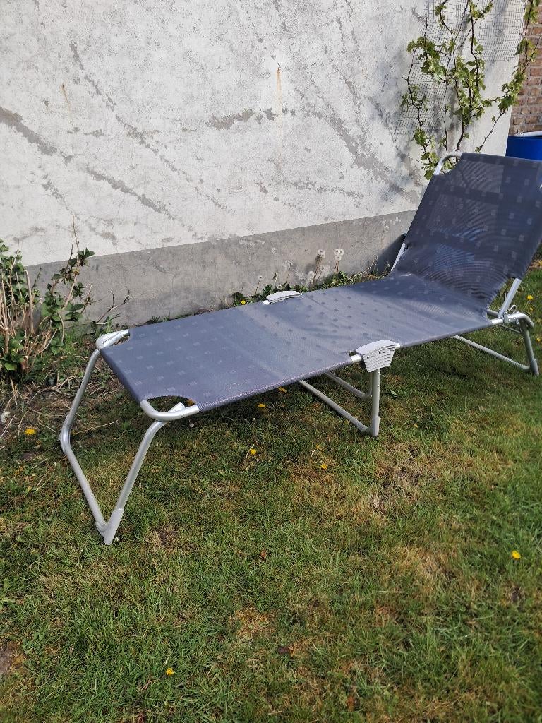 Ligbed, Tuin en Terras, Ligbedden, Ophalen of Verzenden, Zo goed als nieuw, Aluminium, Inklapbaar