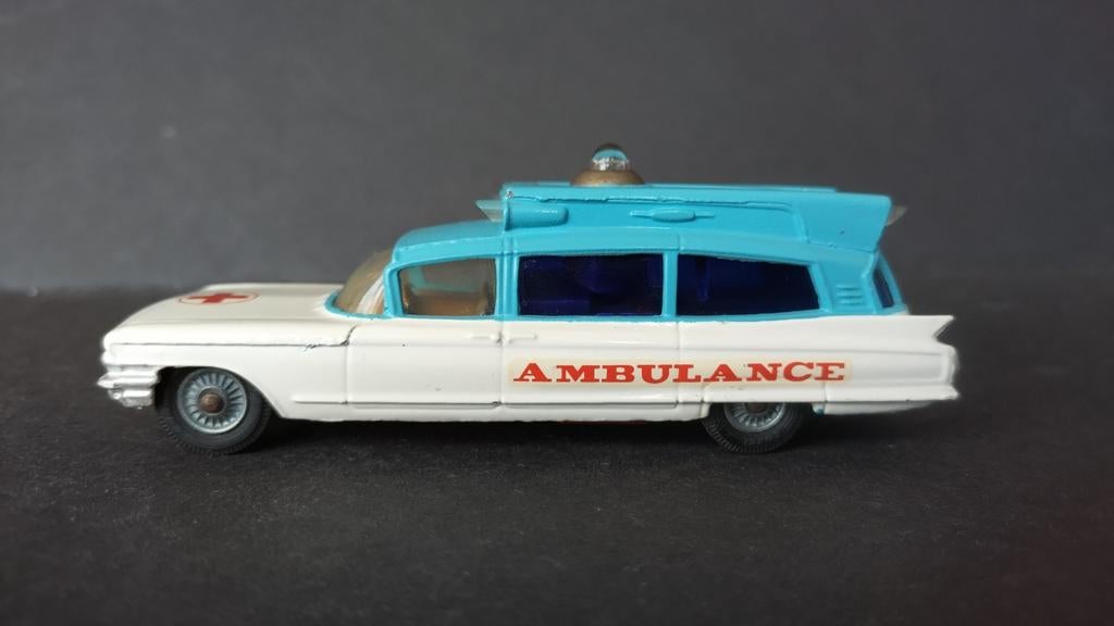 Cadillac Superior ambulance 1:43 Corgi Toys Pol, Corgi Toys, Auto, Corgi, .
