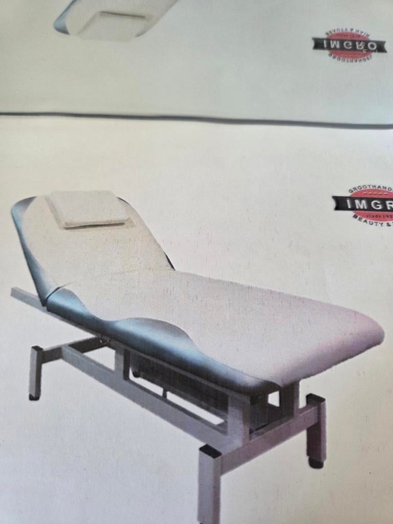 Massage bed tafel behandelstoel elektrisch nieuw, Sport en Fitness, Massageproducten, Ophalen of Verzenden