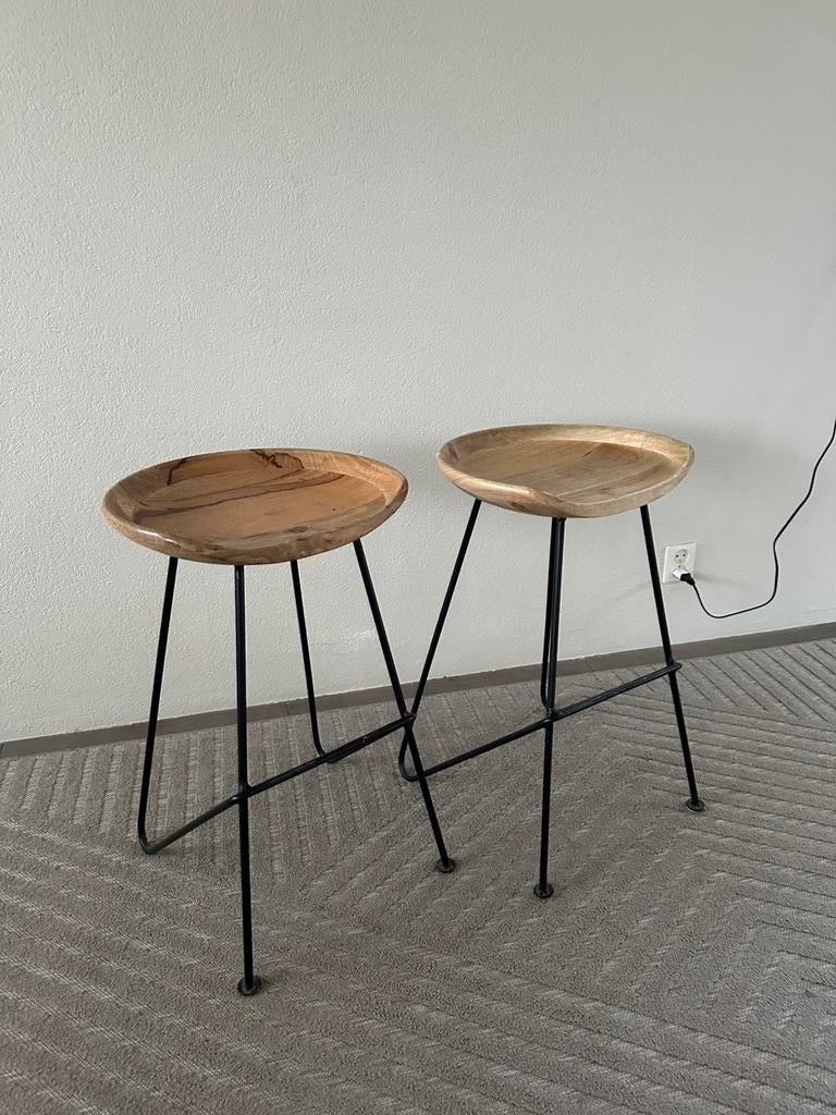 Twee barkrukken, Huis en Inrichting, Barkrukken, Ophalen, 60 tot 90 cm, Zo goed als nieuw, Hout