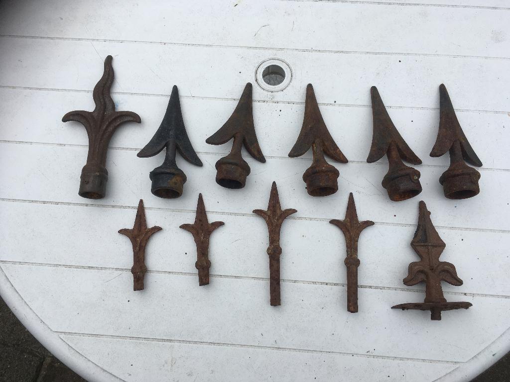 hek sier ornamenten 11 stuks sierpunten, Tuin en Terras, Tuinhekken en Hekwerk, Ophalen of Verzenden, Gebruikt, IJzer, Overige typen