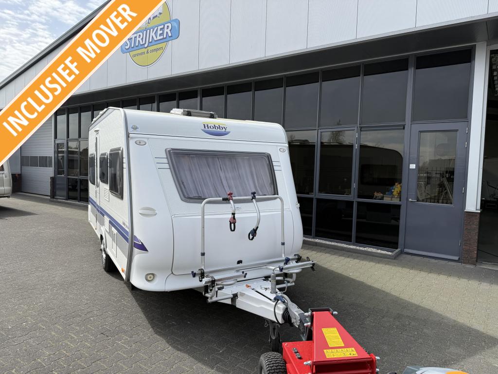 Hobby De Luxe 450 UF Bed 202cm + Rondzit + WC BJ 2007, Caravans en Kamperen, Standaardzit, Hobby, Bedrijf, 750 - 1000 kg