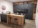 Luxe Showroomkeuken, Apparatenwand + Eilanddeel, Huis en Inrichting, Keuken | Complete keukens, Ophalen, Nieuw, Enkelwandige keuken