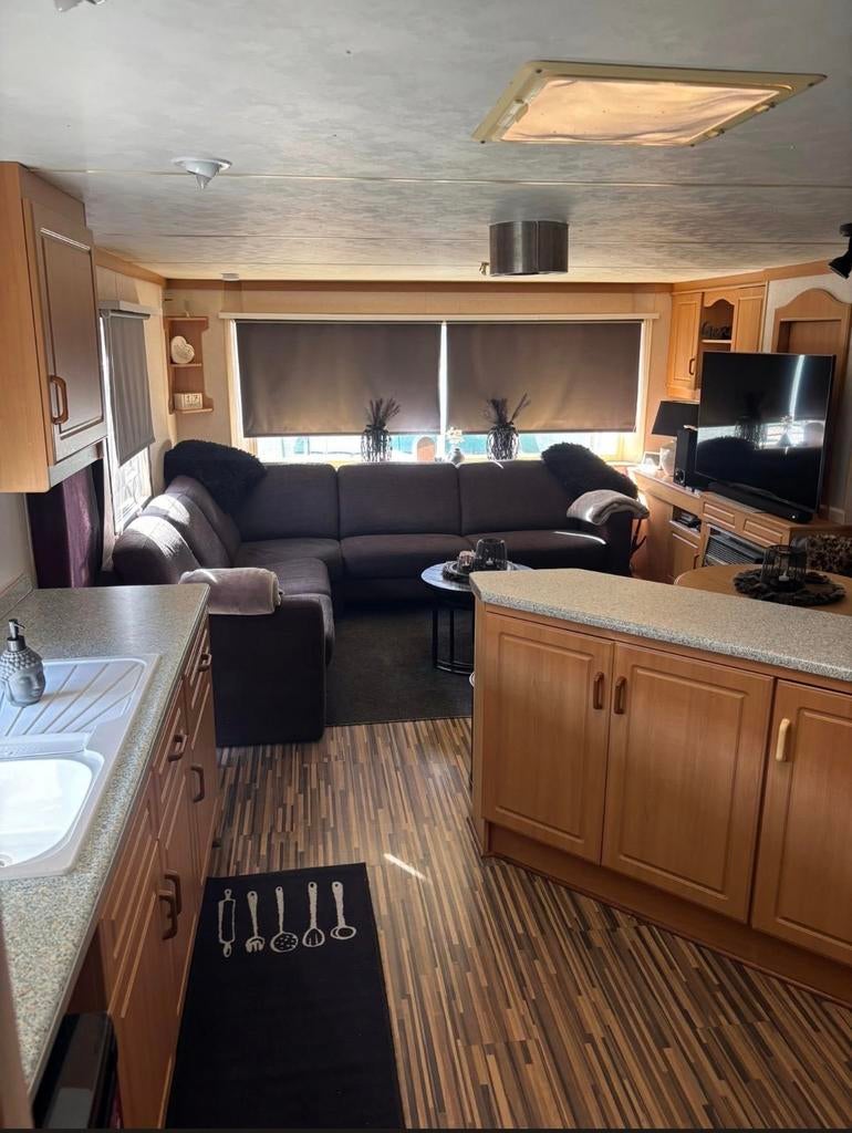 Tijdelijke woonruimte, stacaravan, Ophalen, Kunststof, Schuur