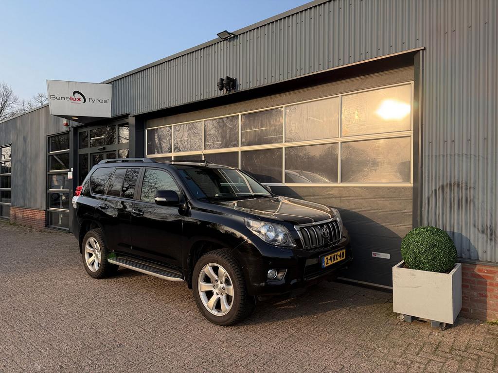 Toyota Land Cruiser  150 GRIJS kenteken 3.0 D 4D SX Window V, Auto's, Toyota, Bedrijf, Landcruiser, 4x4, ABS, Airbags, Airconditioning