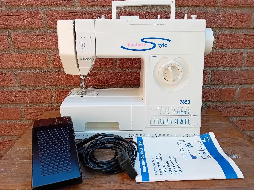 Fashion Style 7850 naaimachine, Ophalen, Zo goed als nieuw, Naaimachine, Overige merken