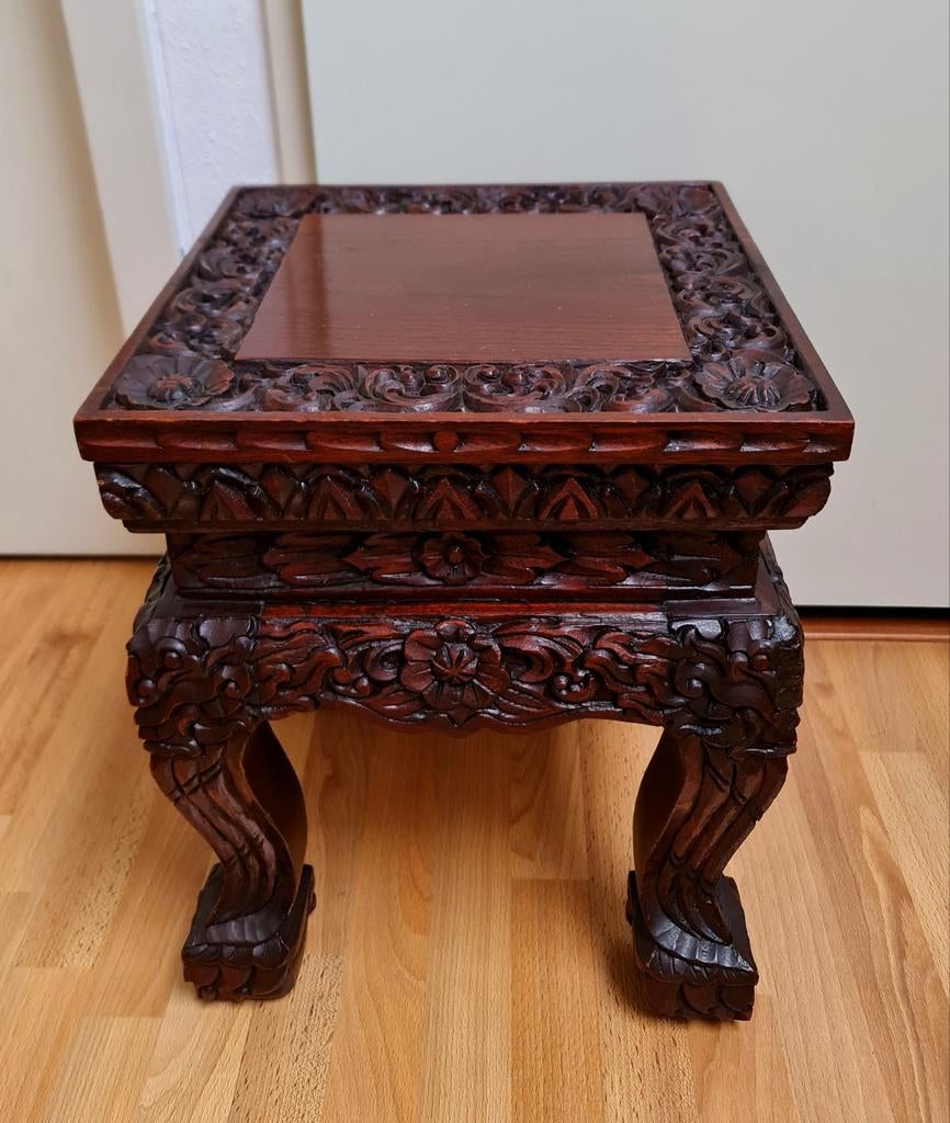 Aziatische (bijzet)tafel plantentafel gekerfd hout vintage, Antiek en Kunst, Ophalen