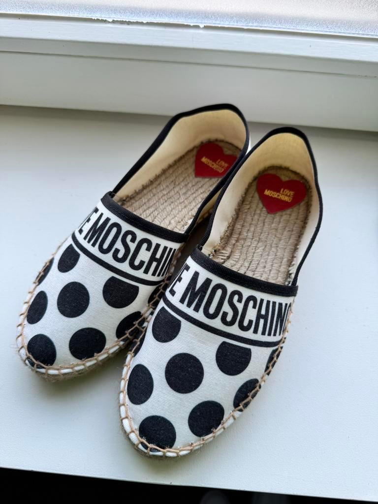 Moschino schoenen maat 37 nieuw, Zwart, Nieuw, Ophalen of Verzenden, Espadrilles of Moccasins