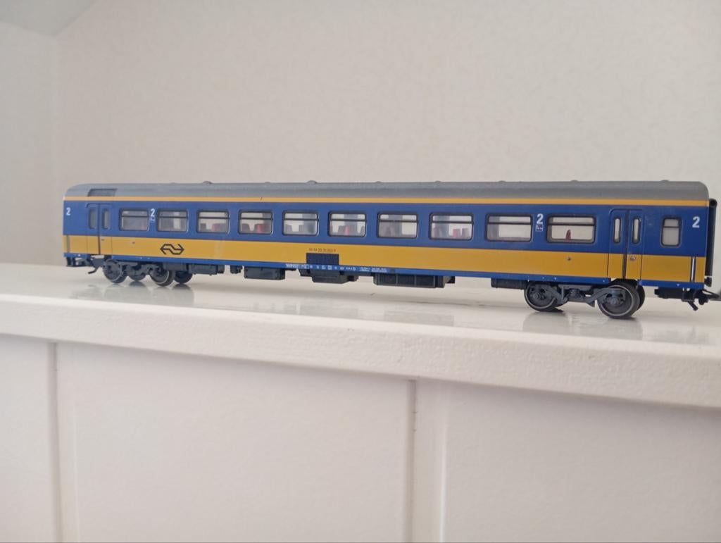 Märklin HO NS Rijtuig - Blauw/Geel, Hobby en Vrije tijd, Modeltreinen | H0, Wisselstroom, Gebruikt, Wagon, Ophalen of Verzenden