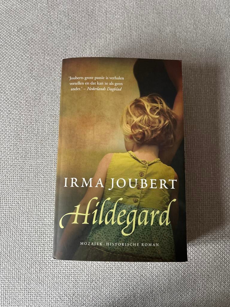 Hildegard - Irma Joubert, Ophalen of Verzenden, Gelezen