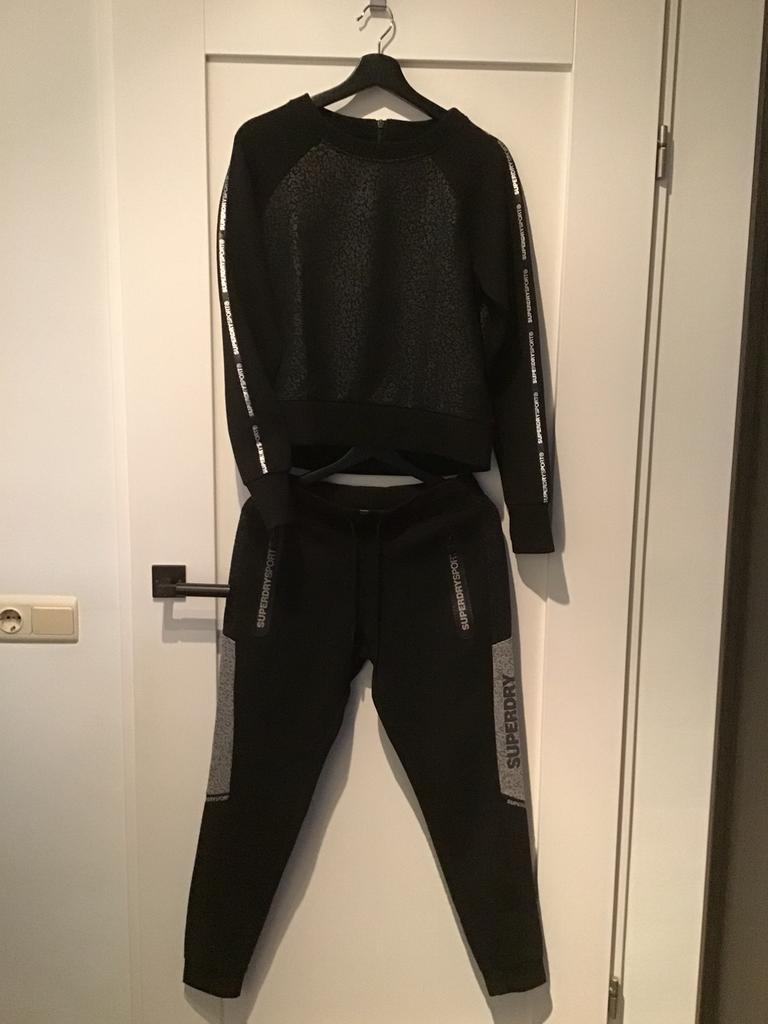Superdry jogging pak, Ophalen of Verzenden, Zo goed als nieuw, Zwart