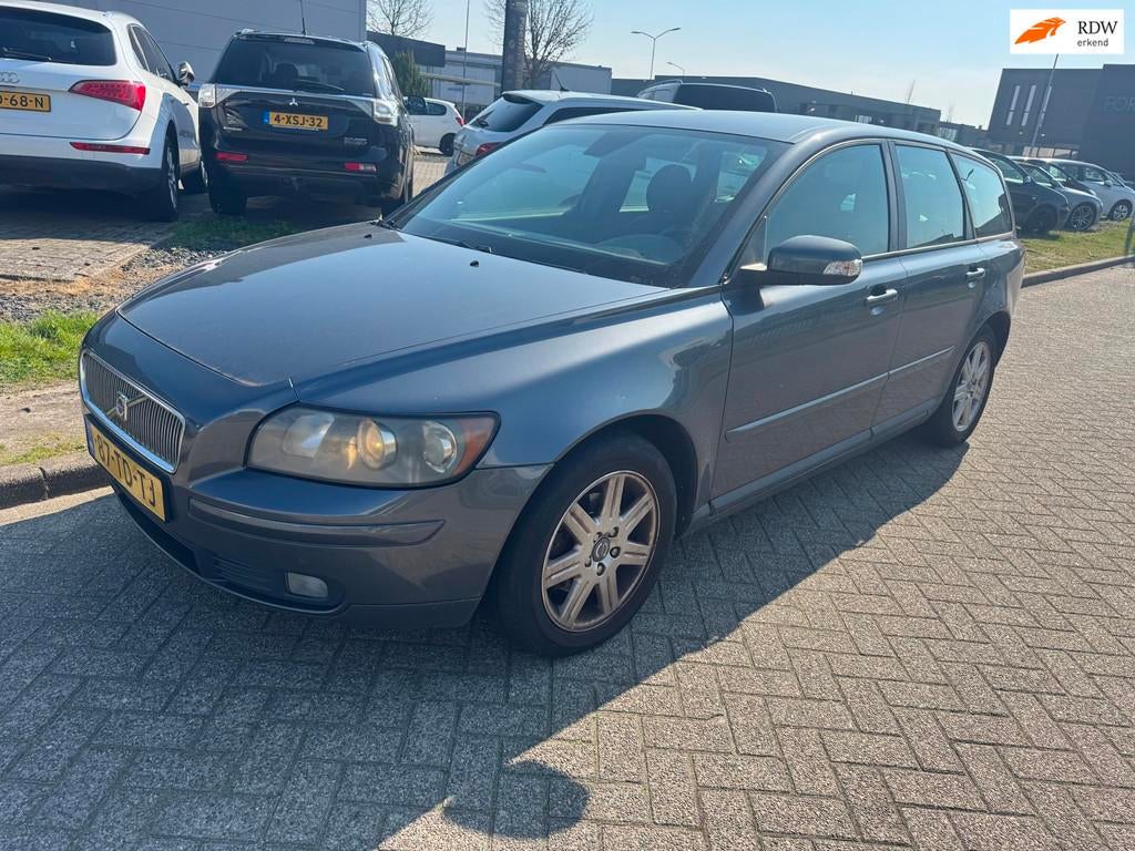 Volvo V50 2.0 Edition II Garantie APK tot 23 maart 2027, Voorwielaandrijving, 1350 kg, Stof, Zilver of Grijs