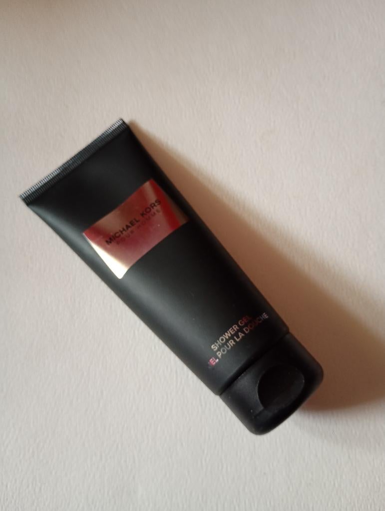 Hugo Boss Alive bodylotion / Michael Kors Homme showergel, Ophalen, Nieuw, Bad & Douche