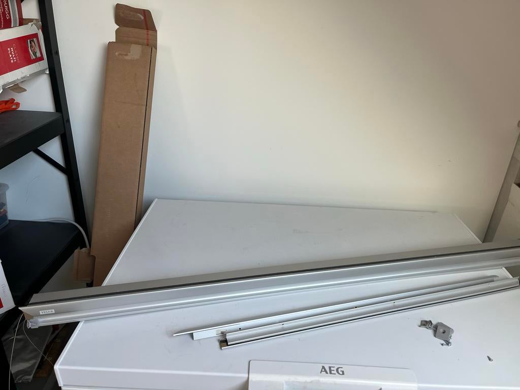 Velux verduisterend rolgordijn velux ggl 804, Gebruikt, 100 tot 150 cm, Grijs, 50 tot 100 cm