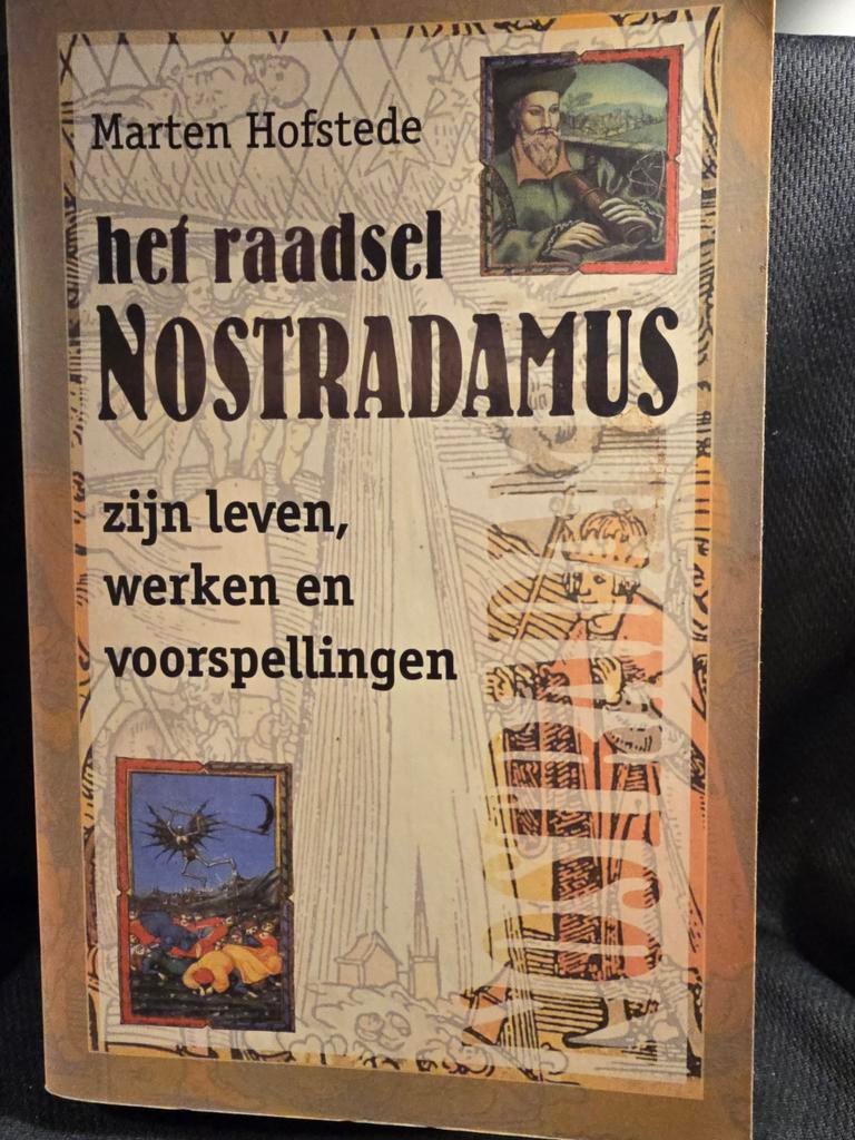 Het Raadsel Nostradamus - Marten Hofstede, Gelezen, Achtergrond en Informatie, Astrologie, Ophalen of Verzenden