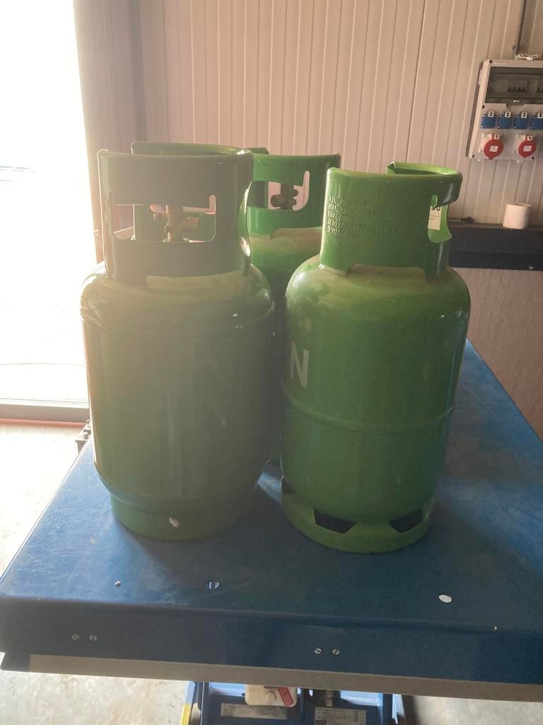 Te koop 5 zgan gasflessen voor koudmiddel, Ophalen, Overige kleuren, Minder dan 50 cm, Glas