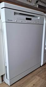 Miele G7233SC vaatwasser - Met besteklade, Ophalen, Zo goed als nieuw, Vrijstaand
