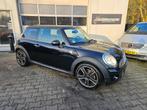 Mini Mini 1.6 One MINIMALIST Business Line AIRCO, Voorwielaandrijving, Euro 5, Zwart, 4 cilinders
