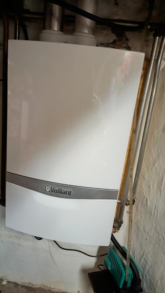 Valiant cv ketel Eco Tec Plus VHT 25-30/5 r1, Doe-het-zelf en Verbouw, Verwarming en Radiatoren, Zo goed als nieuw, Cv-ketel of Combi-ketel