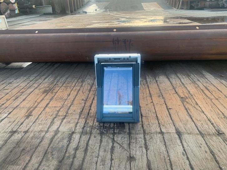 GGU CK02 KUNSTOF VELUX DAKRAAM 55x78 cm COMPLEET, Tuin en Terras, Terrasdelen en Vlonders, Zo goed als nieuw, Kunststof, Ophalen