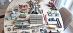 Märklin rails , trein, huisjes, rijtuigen, wissels, uit de j, Ophalen, Gebruikt