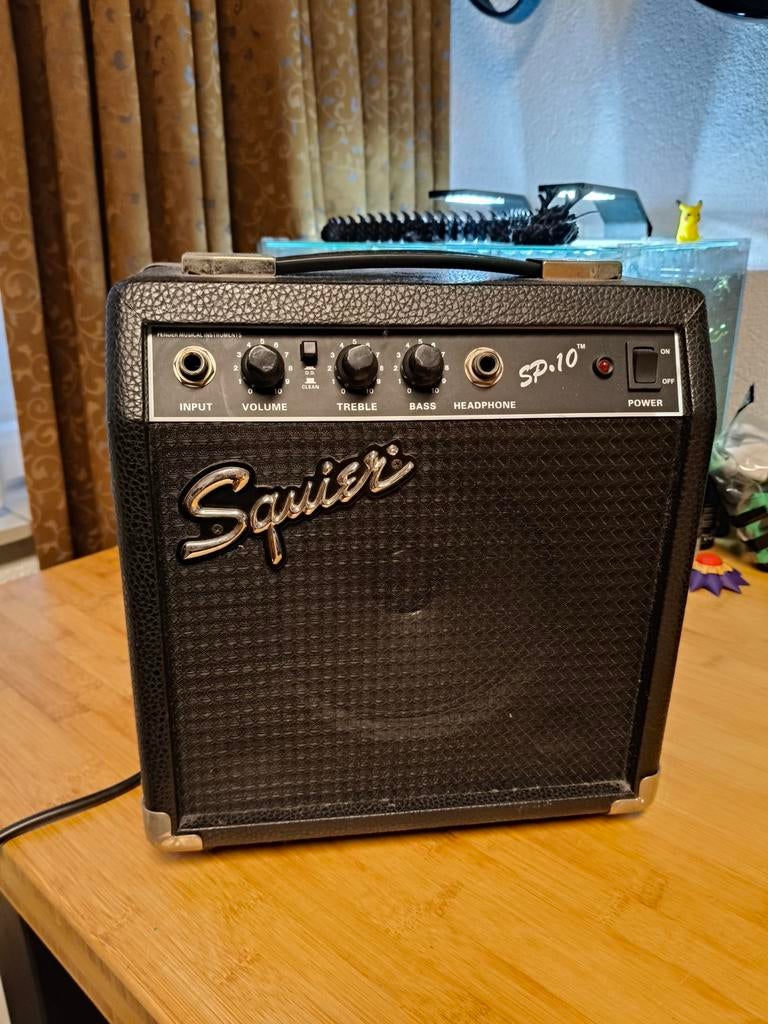 Squier SP.10 gitaarversterker, Muziek en Instrumenten, Ophalen, Minder dan 50 watt