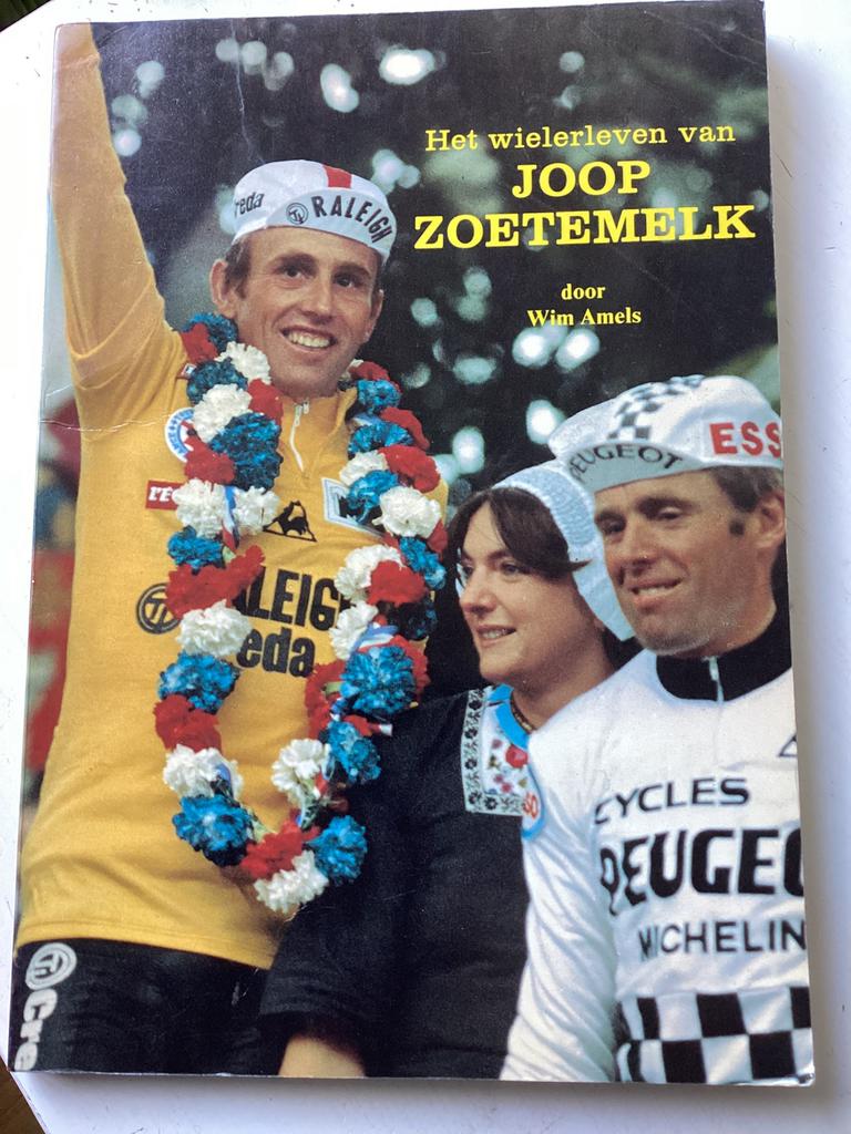 Het wielerleven van Joop Zoetemelk - Wim Amels, Boeken, Sportboeken, Gelezen, Lopen en Fietsen, Verzenden