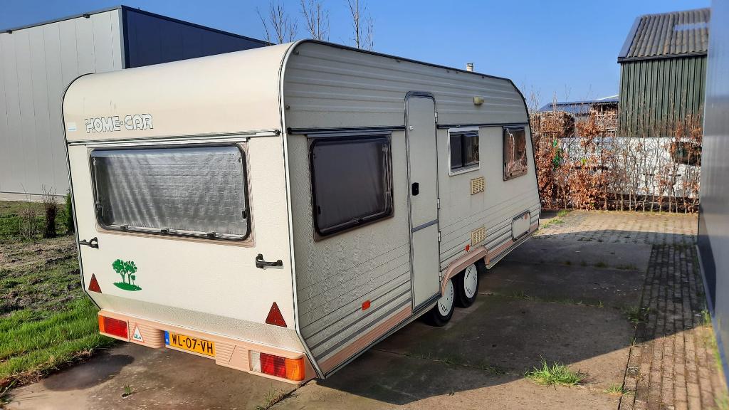 Home Car 5120, Tandemasser 5,40 opbouw. Lichte indeling!, Caravans en Kamperen, HomeCar, Home-car, Rondzit, Omvormbare zithoek