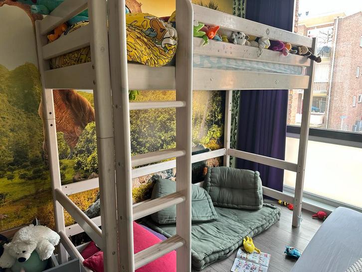 Flexa hoogslaper om te bouwen naar halfhoogslaper, Kinderen en Baby's, Kinderkamer | Stapelbedden en Hoogslapers, Gebruikt, Hoogslaper