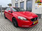 Volvo V40 1.6 D2 Momentum / Trekhaak / Cruise Controle / Air, Auto's, Voorwielaandrijving, Stof, Gebruikt, Zwart