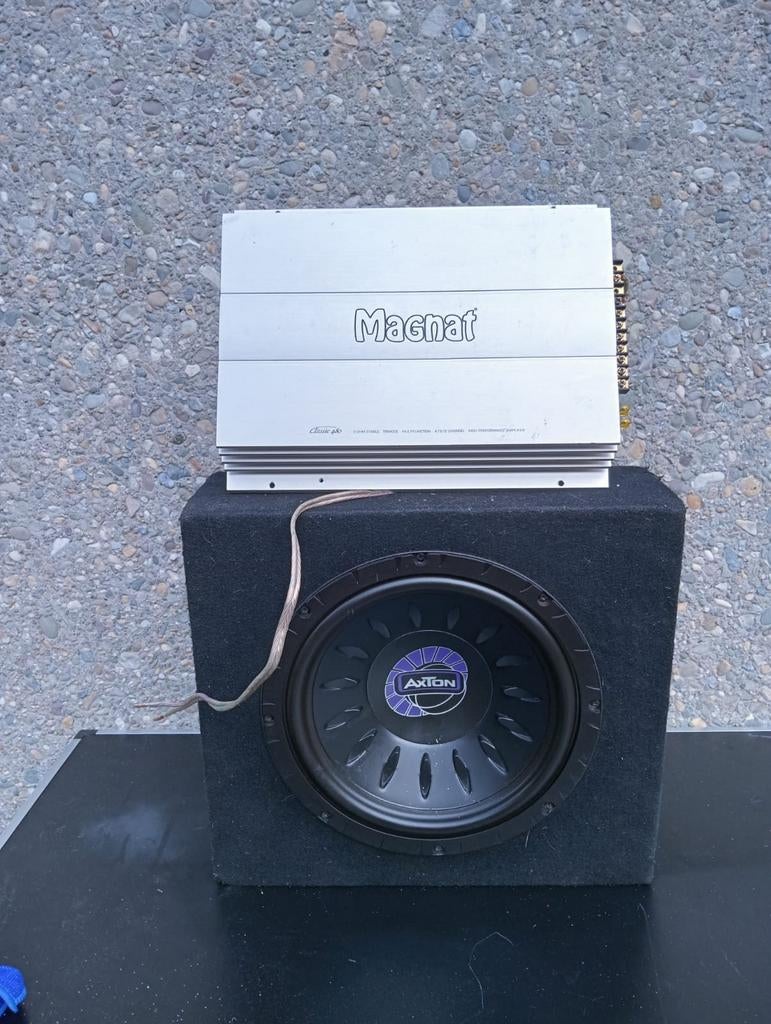 Subwoofer axton
12 inch 4 ohm

Versterker mangat
4 kanaals, Ophalen