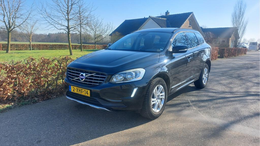 Volvo XC60 2.0 T5 FWD Summum CLIMA/NAVI/AUTOMAAT BJ 2014, Automaat, Wijheseweg 65
8107PJ  BROEKLAND OV, NL, 1969 cc, Zwart