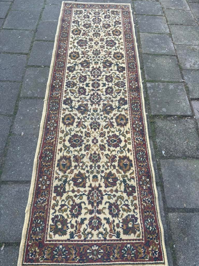 Vloerkleed 230x70 evht mooie loper vandaag voor 40 euro, Wit, 200 cm of meer, Zo goed als nieuw, Rechthoekig