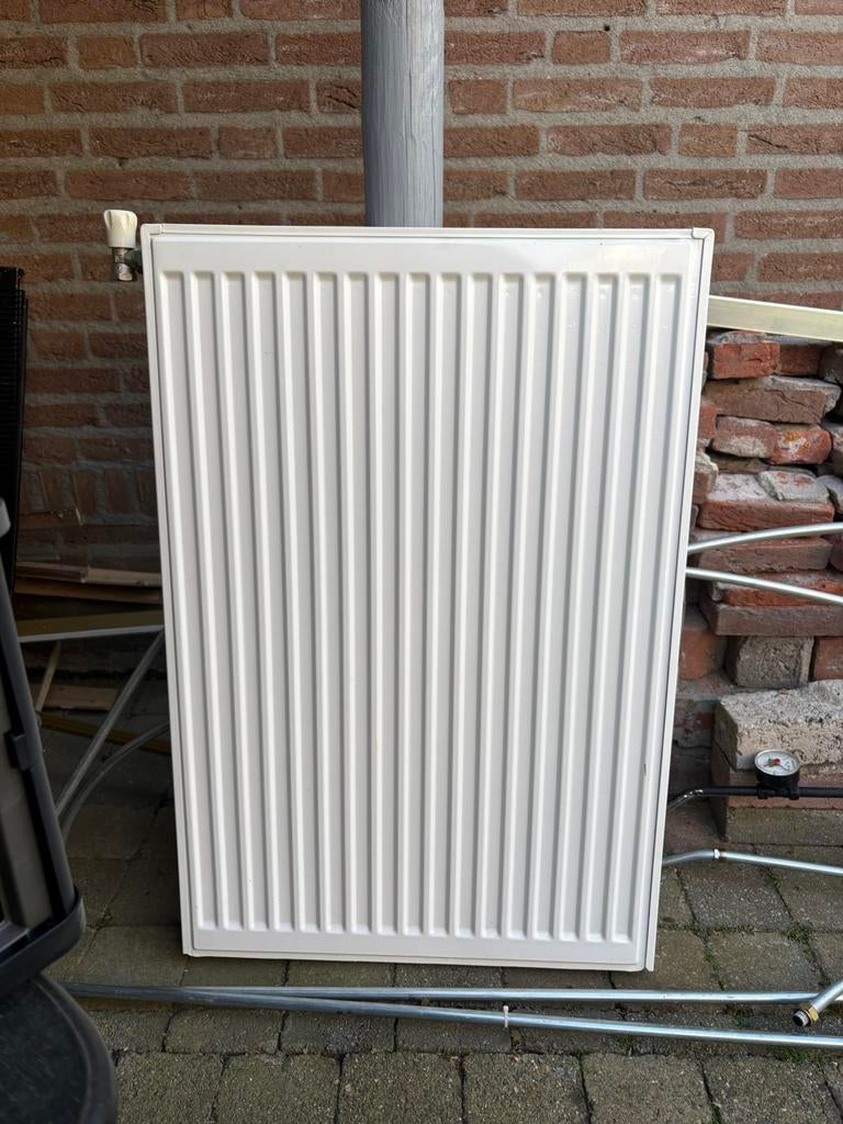 Te koop: Plieger radiator 90x60 type 22, Ophalen, Radiator, Zo goed als nieuw, 60 tot 150 cm