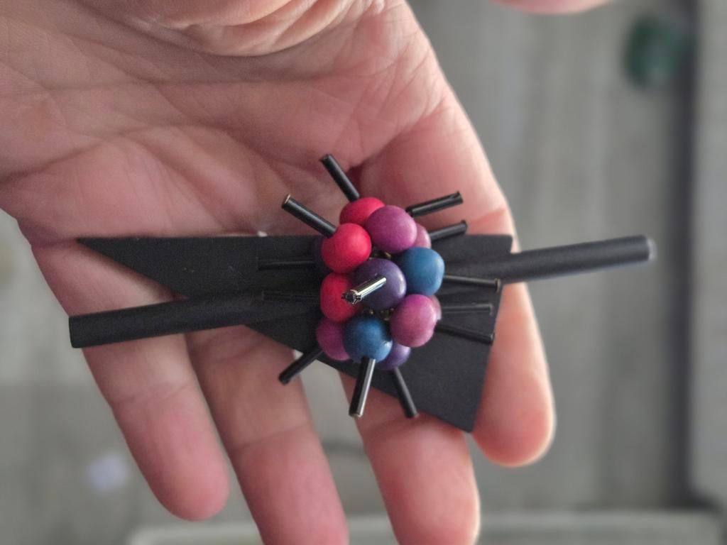 Opvallende Grote Broche met Kleurrijke Kralen, Overige materialen, Gebruikt, Zwart, Ophalen of Verzenden