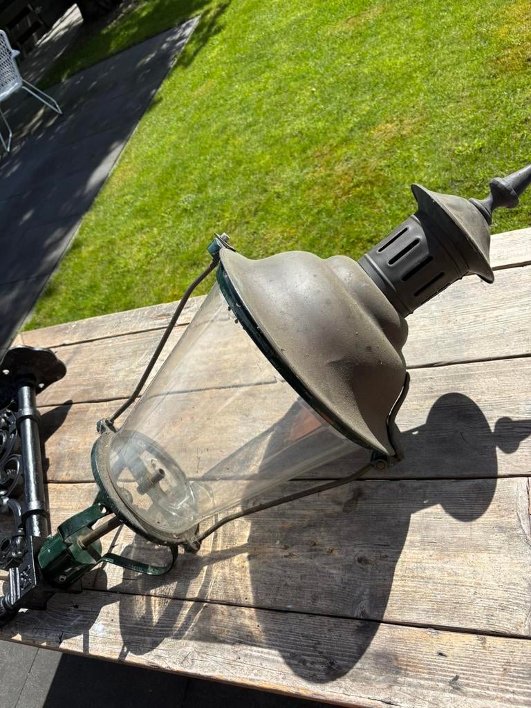Tuinlantaarn met wandhouder, gietijzer., Tuin en Terras, Buitenverlichting, Staande lamp, Ophalen of Verzenden, 50 tot 250 watt