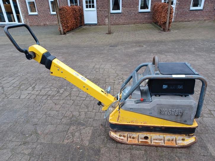 Wacker Neuson DPU 5545 HE trilplaat, Tuin en Terras, Hand-tuingereedschap, Zo goed als nieuw, Ophalen