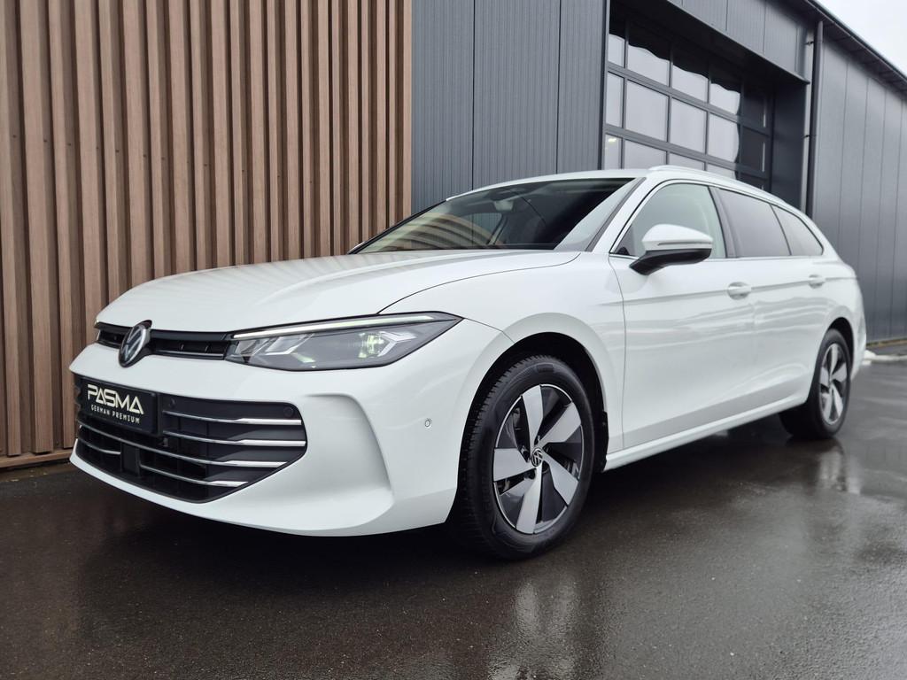 Volkswagen Passat Variant 1.5 eTSI Business | BTW | Virtual, 4 cilinders, 150 pk, Wit, Leder