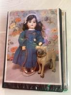 Mapje met 29 ansichten antieke poppen, Ophalen of Verzenden, Zo goed als nieuw, Pop