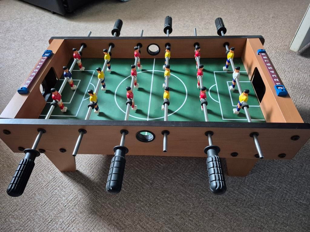 Tafelvoetbalspel in goede staat, Ophalen, Zo goed als nieuw