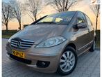 Mercedes-Benz A-klasse 170 Elegance AUTOMAAT/NAP/TREKHAAK/, Gebruikt, 4 cilinders, 116 pk, Beige