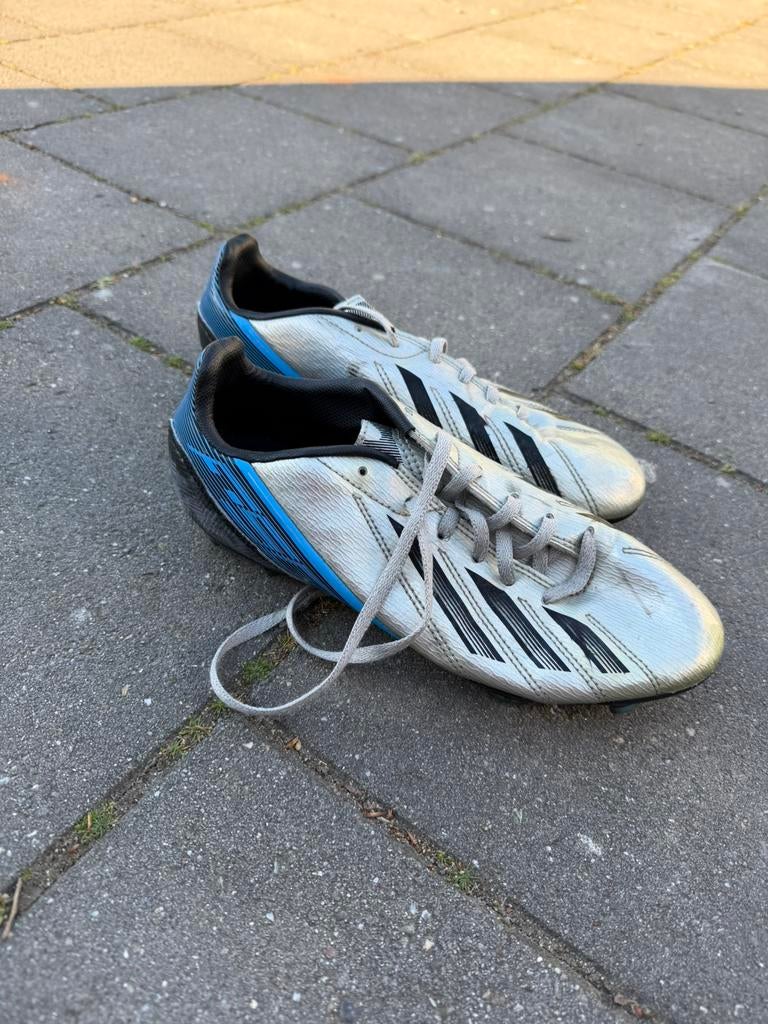 F50 voetbalschoenen, Ophalen, Maat XS of kleiner, Schoenen, Zo goed als nieuw