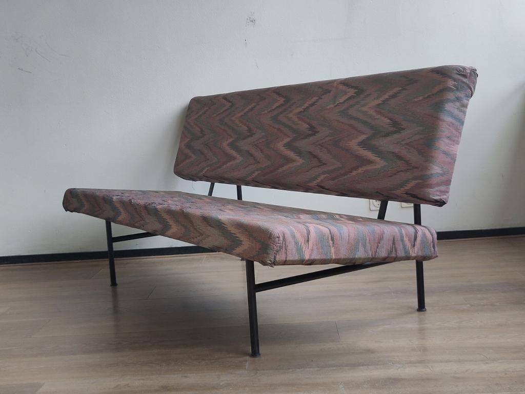 Vintage Gispen bank 1721 Cordemeijer sofa bankje metaal stof, Huis en Inrichting, Ophalen, Gebruikt, Mid century modern dutch design