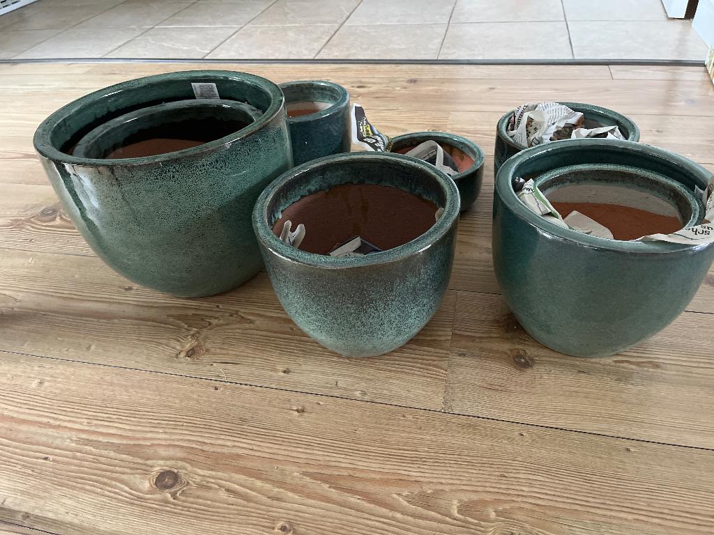 Bloempotten ( steen), Tuin en Terras, Bloempotten, Ophalen, Steen, Rond, Nieuw