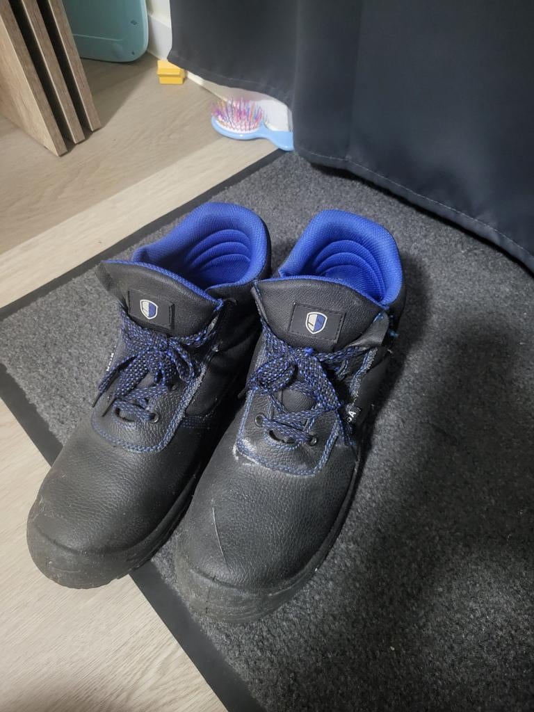 Veiligheidsschoenen maat 44, Ophalen of Verzenden, Gebruikt