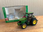 Nieuw in doos Siku John Deere Smalspoor 5615 F, Verzenden, Nieuw, Tractor of Landbouw, SIKU