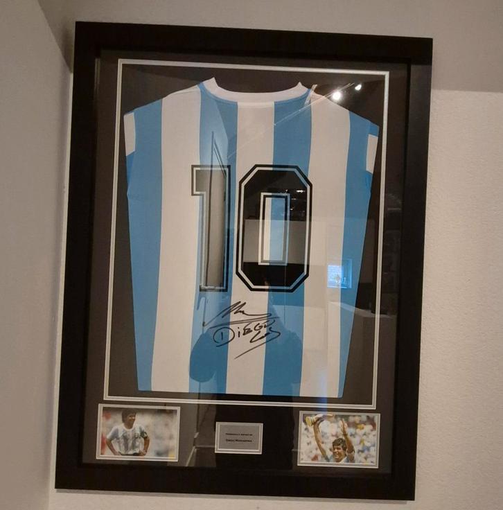 Diego Maradona gesigneerd shirt Argentinië, Verzamelen, Sportartikelen en Voetbal, Ophalen of Verzenden