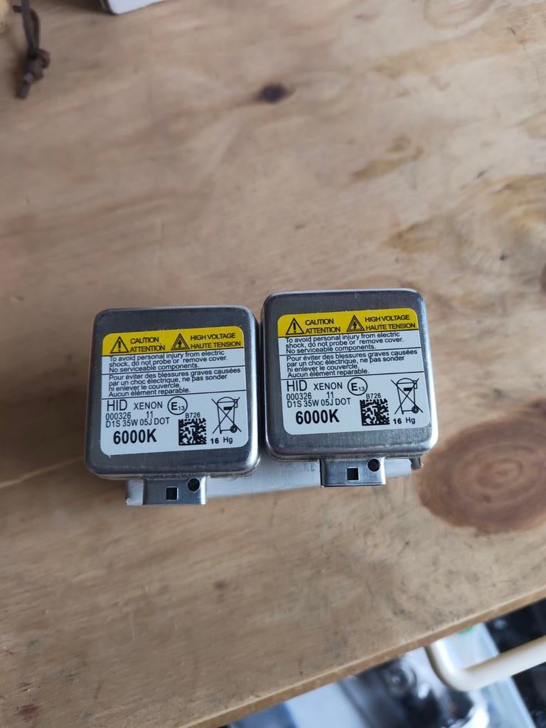 Xenon HID D1S 35W 6000K Ballasten (set van 2), Ophalen of Verzenden, Gebruikt, Universele onderdelen